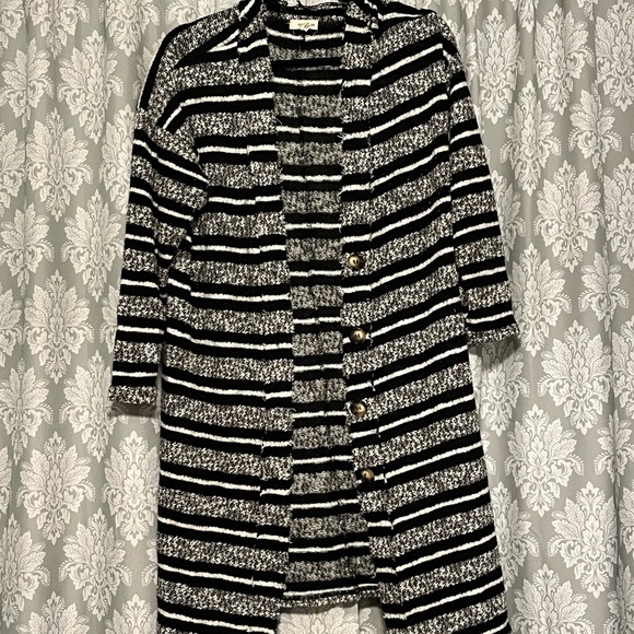 Cute striped sweater - Picture 1 of 9
